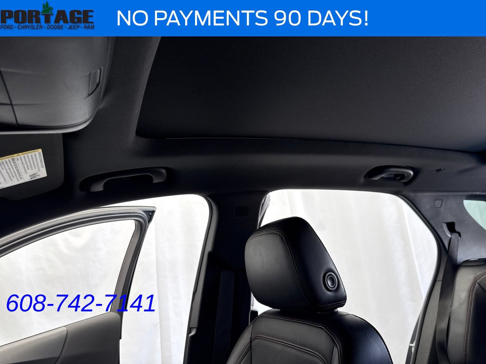 Used 2022 Chevrolet Equinox RS w/ RS Leather Package AWD/4WD image 23