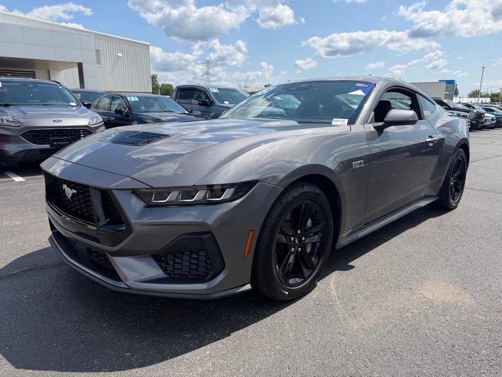 Certified 2025 Ford Mustang GT RWD image 4