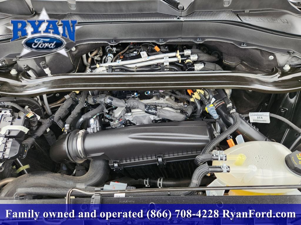 Certified 2025 Ford Explorer ST-Line AWD/4WD image 22