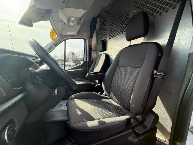 Certified 2024 Ford Transit 250 148 Medium Roof image 10