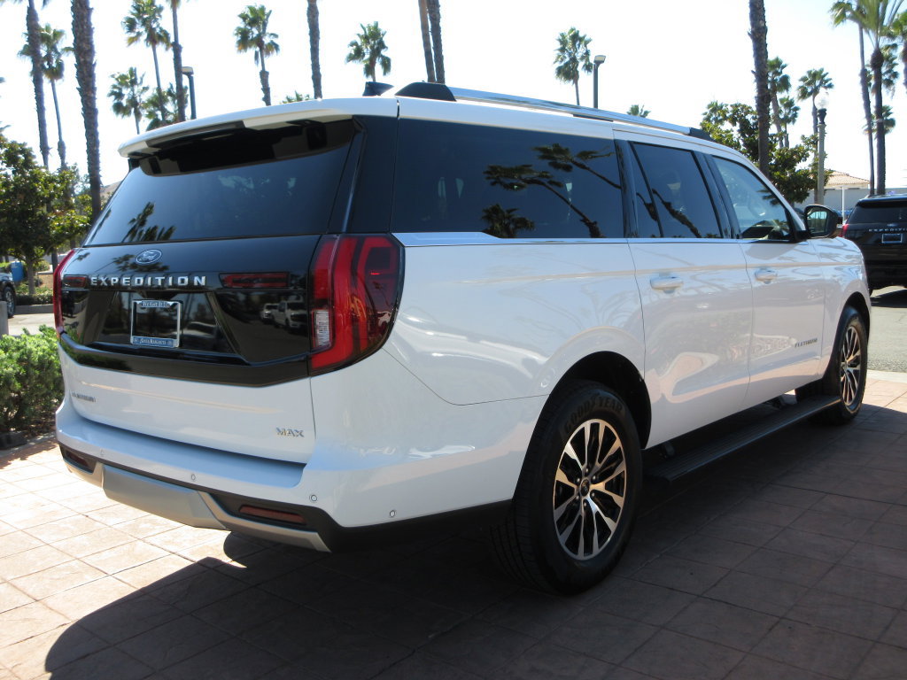 Certified 2025 Ford Expedition Max Platinum AWD/4WD image 4