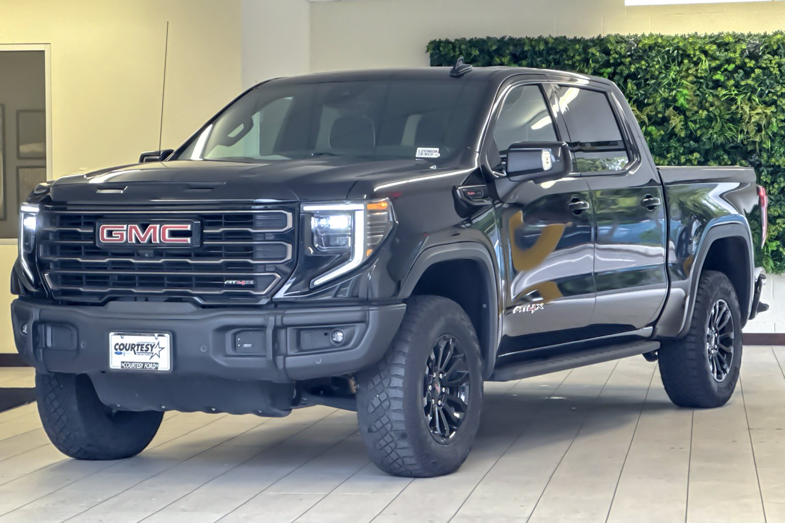 Used 2023 GMC Sierra 1500 AT4X AWD/4WD image 8