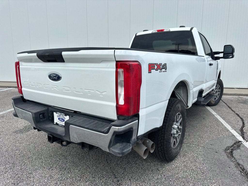 Certified 2025 Ford F250 XLT w/ FX4 Off-Road Package AWD/4WD image 7