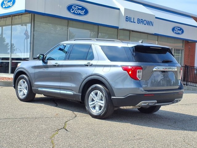 Certified 2024 Ford Explorer XLT w/ Equipment Group 202A AWD/4WD image 2