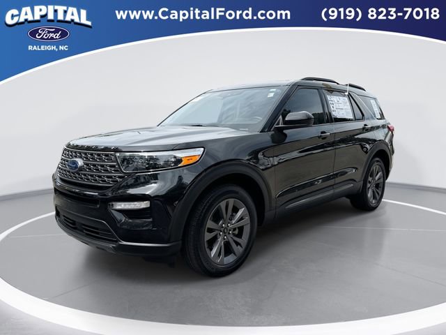 Certified 2023 Ford Explorer XLT w/ Equipment Group 202A AWD/4WD image 1