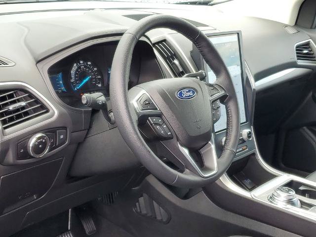 Certified 2023 Ford Edge SEL AWD/4WD image 7