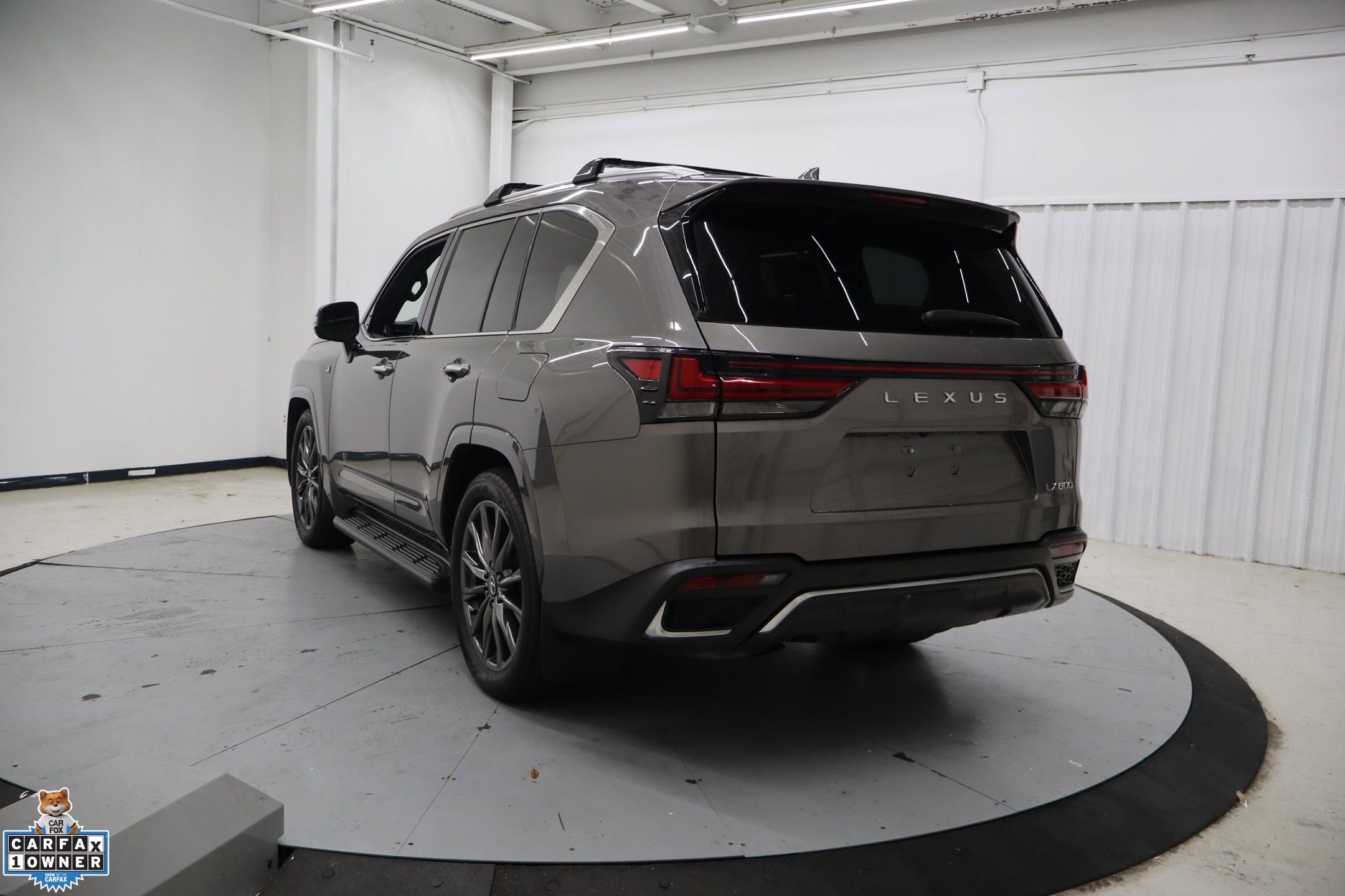 Used 2024 Lexus LX 600 F Sport AWD/4WD image 8