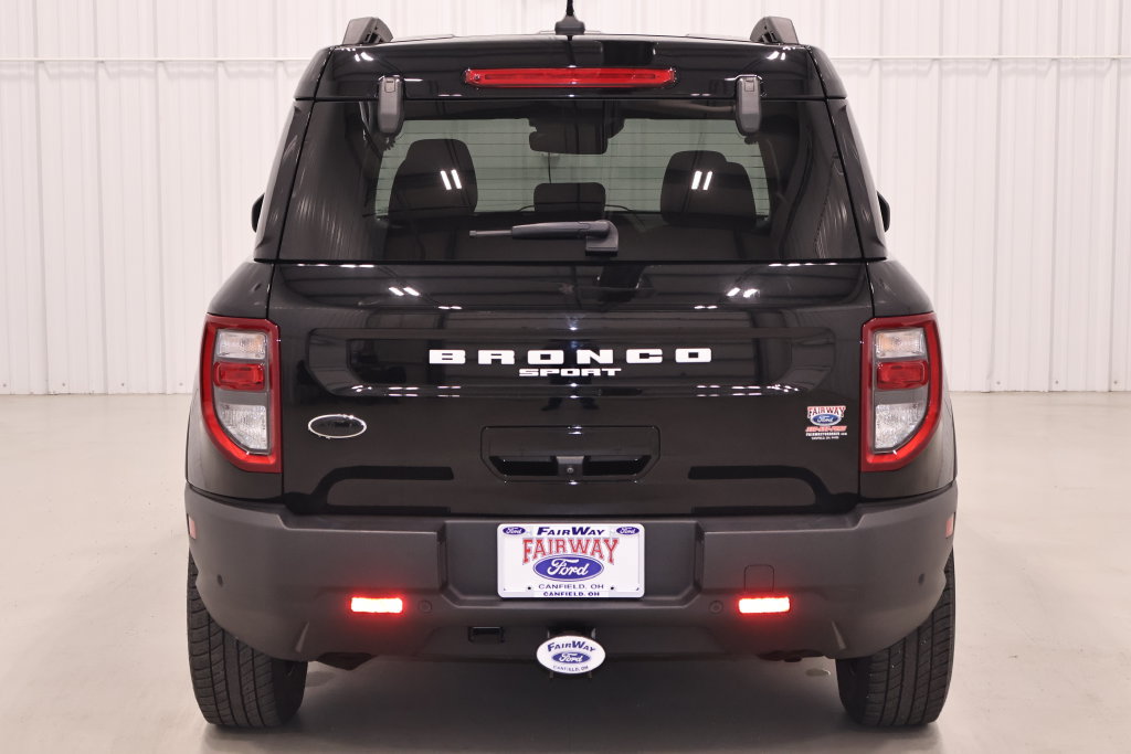 Certified 2022 Ford Bronco Sport Outer Banks w/ Tech Package AWD/4WD image 9