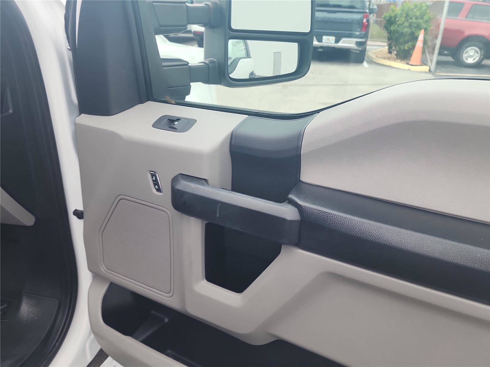 Certified 2019 Ford F250 XL w/ STX Appearance Package image 26