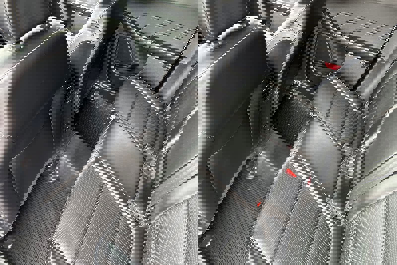 Certified 2025 Ford Escape Platinum image 10