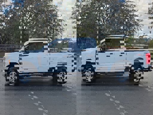 Certified 2025 Ford F250 XLT image 3