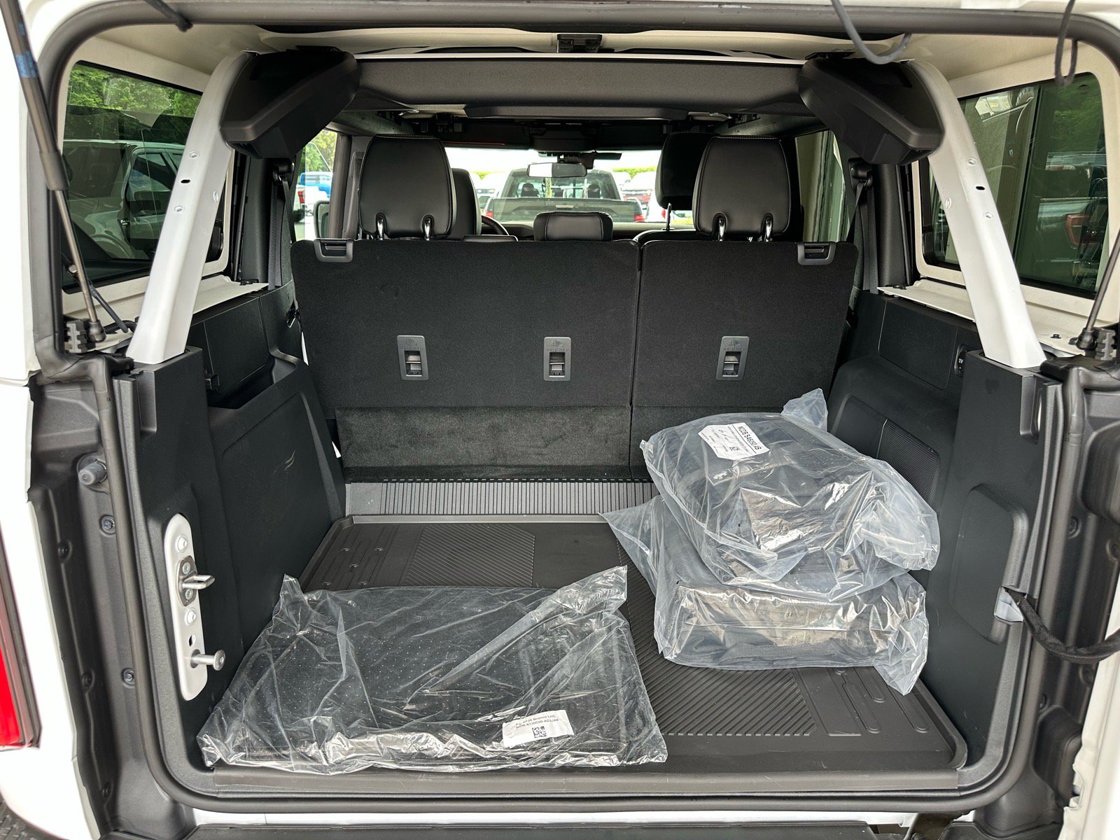 Certified 2025 Ford Bronco Badlands AWD/4WD image 23