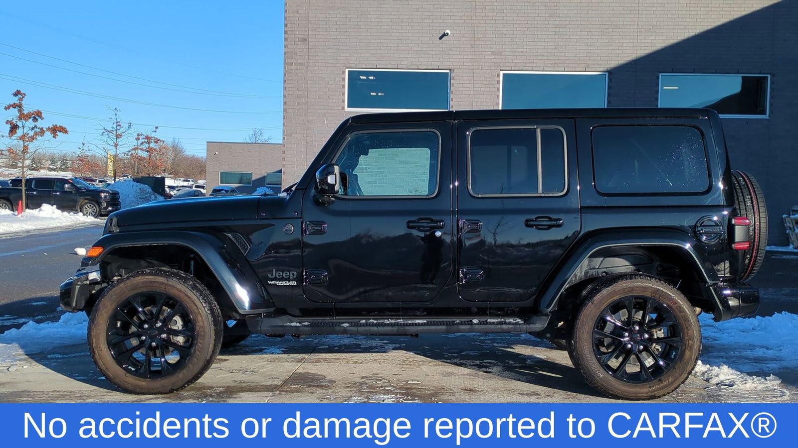 Used 2022 Jeep Wrangler Unlimited Sahara image 2