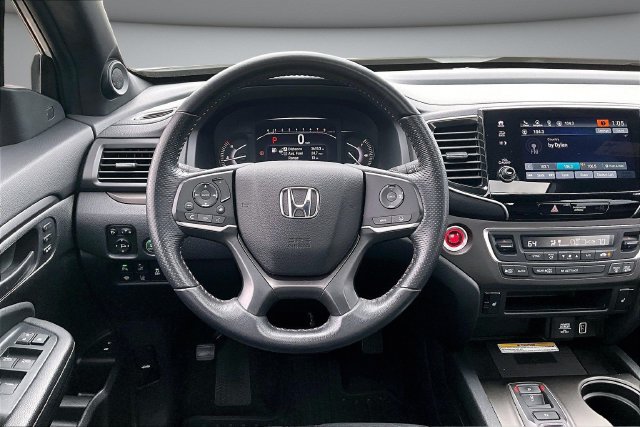 Used 2022 Honda Passport TrailSport image 8