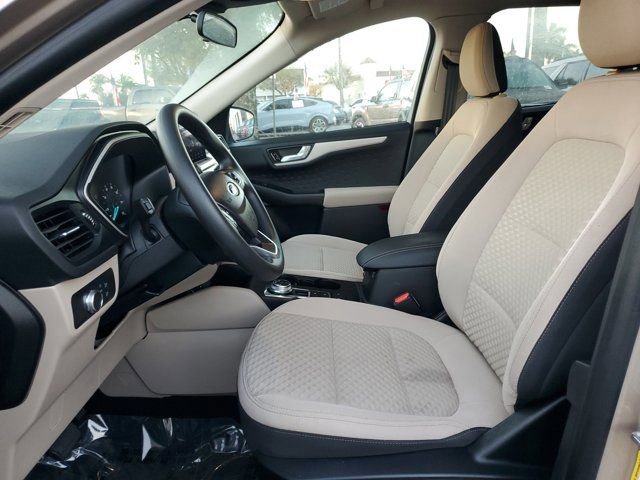 Certified 2020 Ford Escape SE image 13