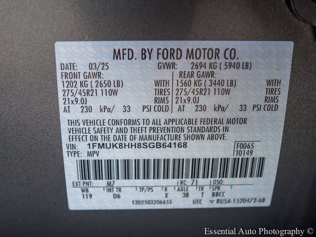 Certified 2025 Ford Explorer Platinum w/ LUX Leather Package AWD/4WD image 32