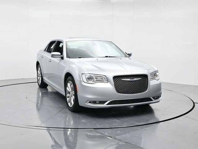 Used 2020 Chrysler 300 Limited image 4