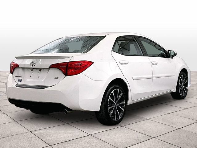 Used 2018 Toyota Corolla SE w/ Body Protection Package FWD image 11