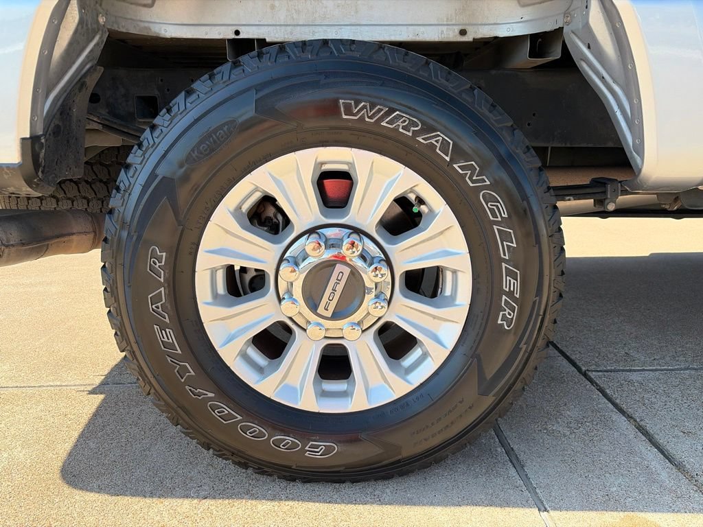 Certified 2021 Ford F250 XL w/ STX Appearance Package AWD/4WD image 9