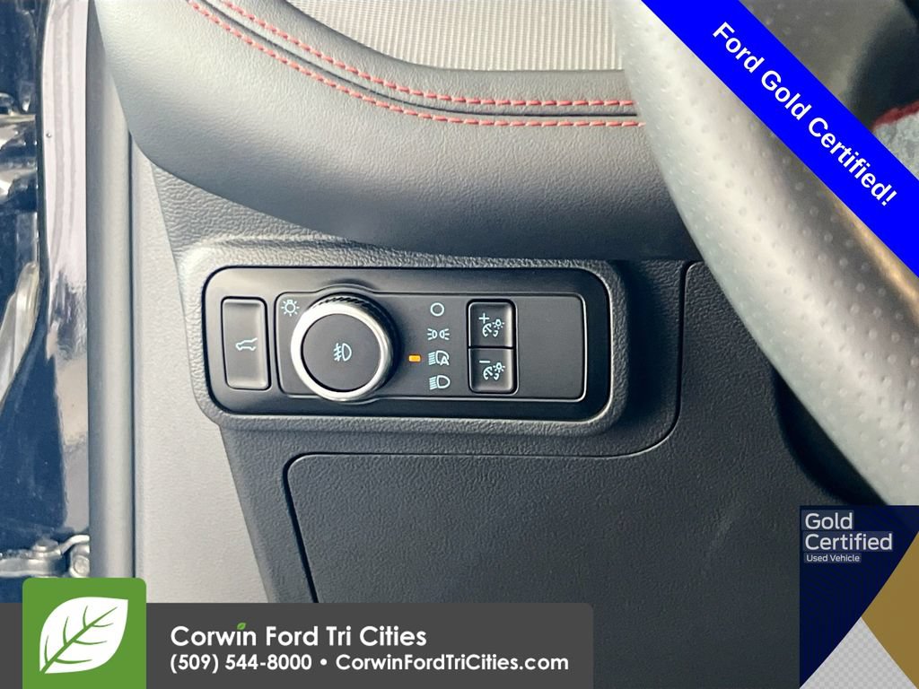 Certified 2025 Ford Explorer ST-Line AWD/4WD image 19