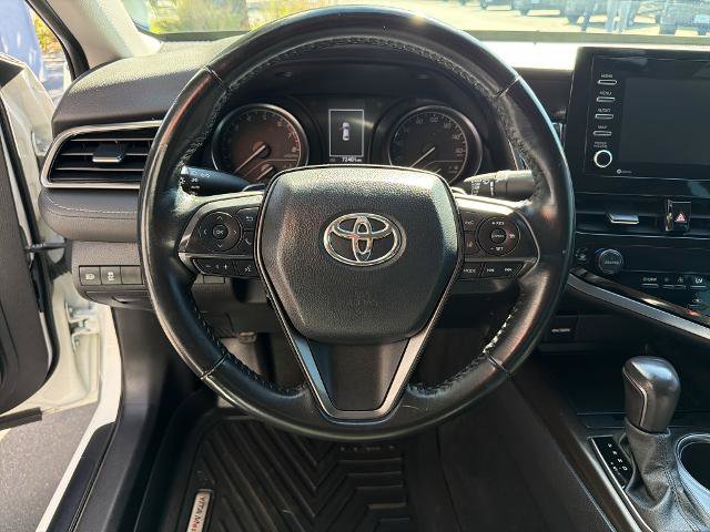 Used 2023 Toyota Camry SE FWD image 19