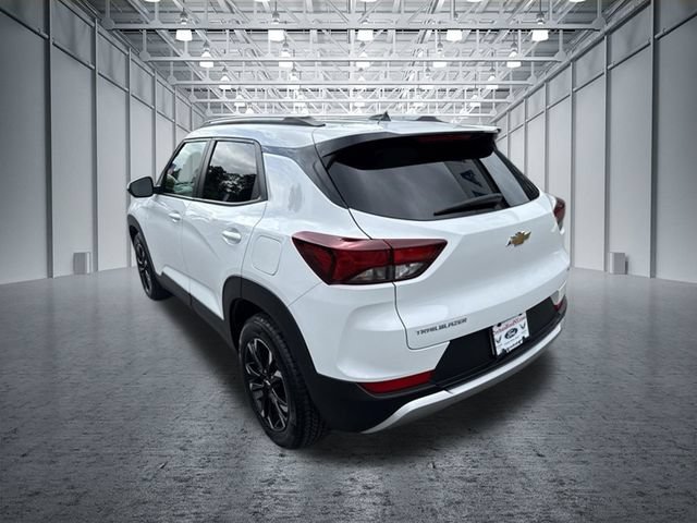 Used 2023 Chevrolet TrailBlazer LT FWD image 9