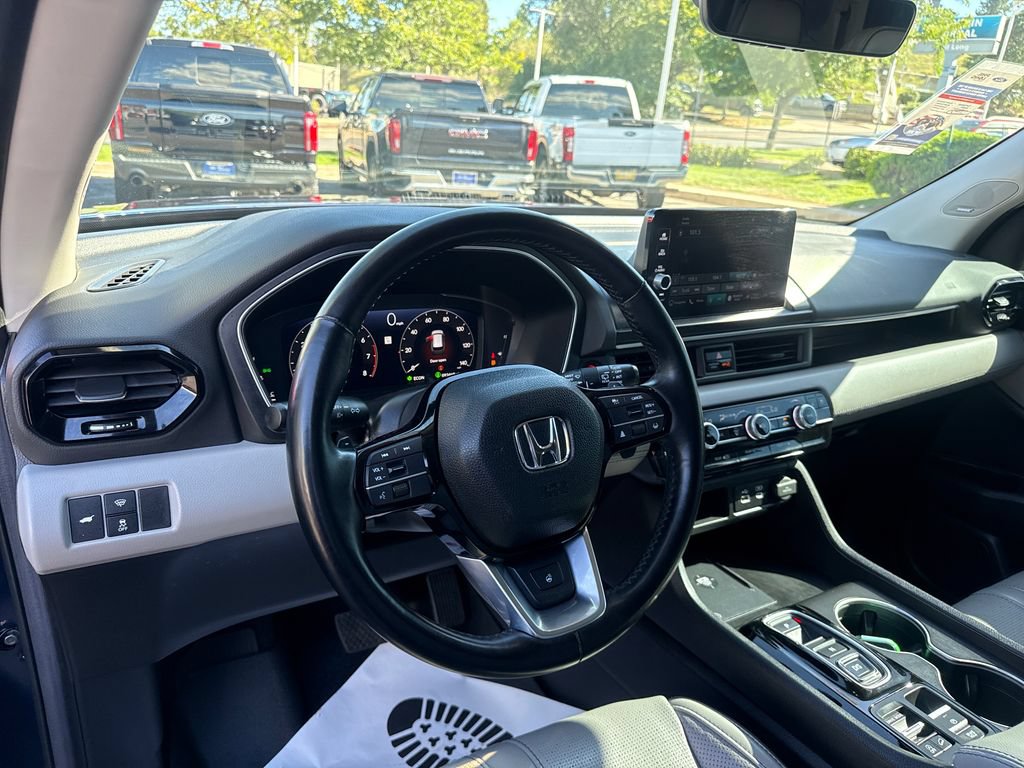 Used 2024 Honda Pilot Elite image 15