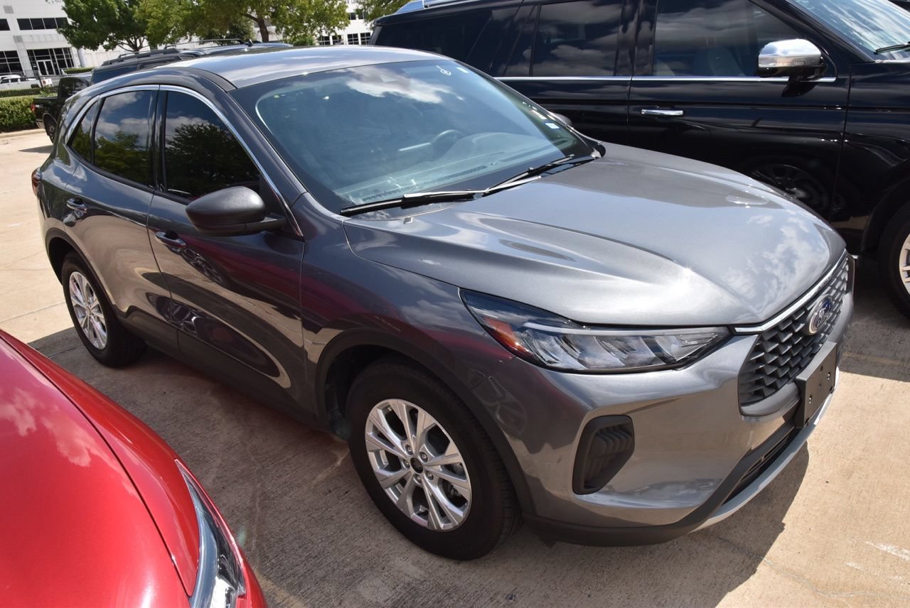 Certified 2023 Ford Escape Active FWD image 5