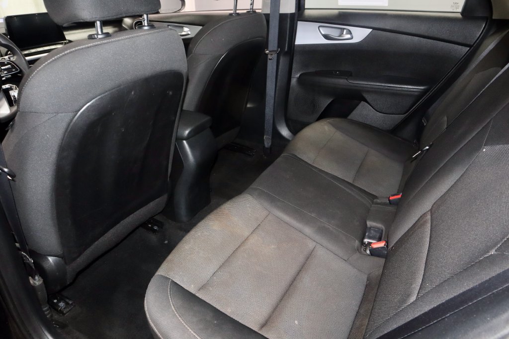 Used 2023 Kia Forte LXS w/ LXS Technology Package FWD image 20