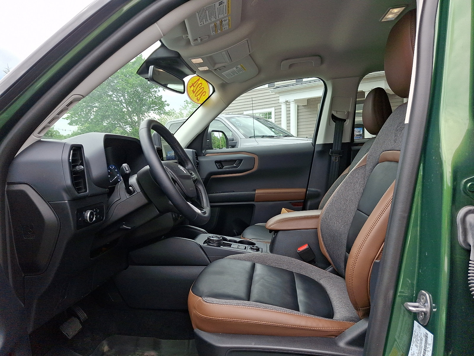 Certified 2024 Ford Bronco Sport Outer Banks AWD/4WD image 14