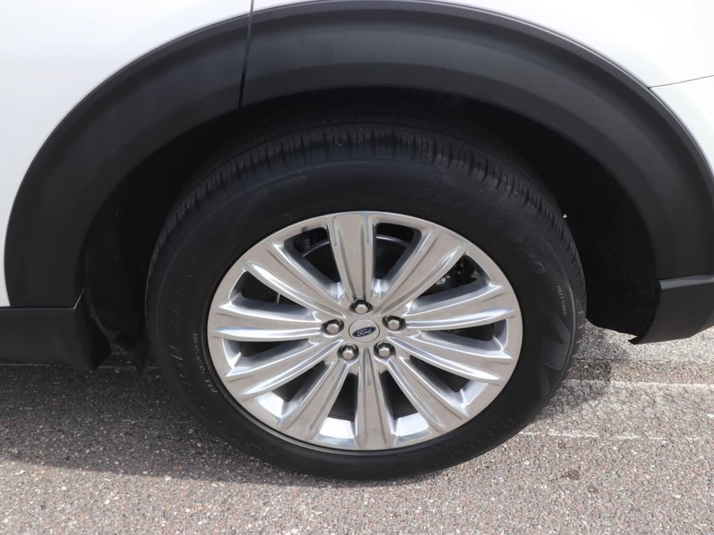 Certified 2023 Ford Explorer Limited w/ Limited Technology Package RWD image 26