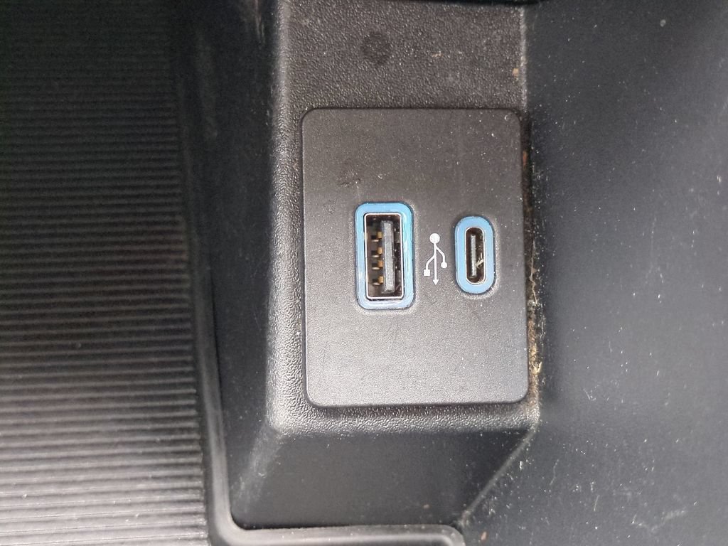 Certified 2024 Ford Edge SEL AWD/4WD image 24