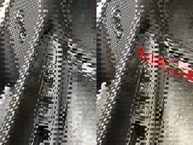 Certified 2024 Ford Edge SEL w/ Convenience Package image 14