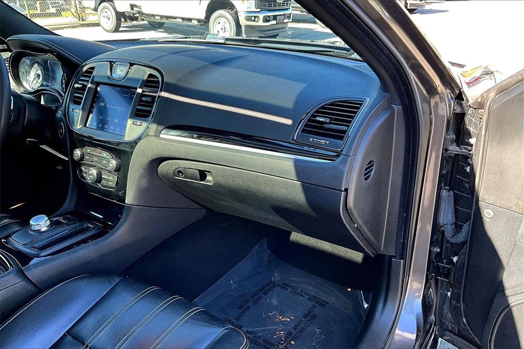 Used 2023 Chrysler 300 S image 15