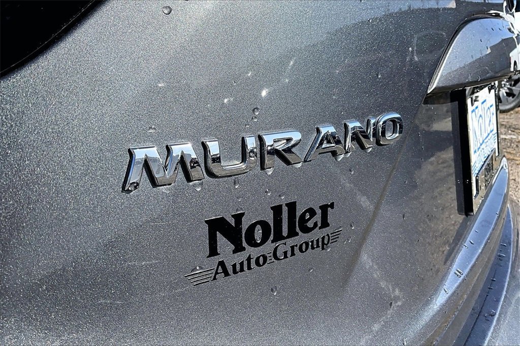 Used 2019 Nissan Murano S image 10