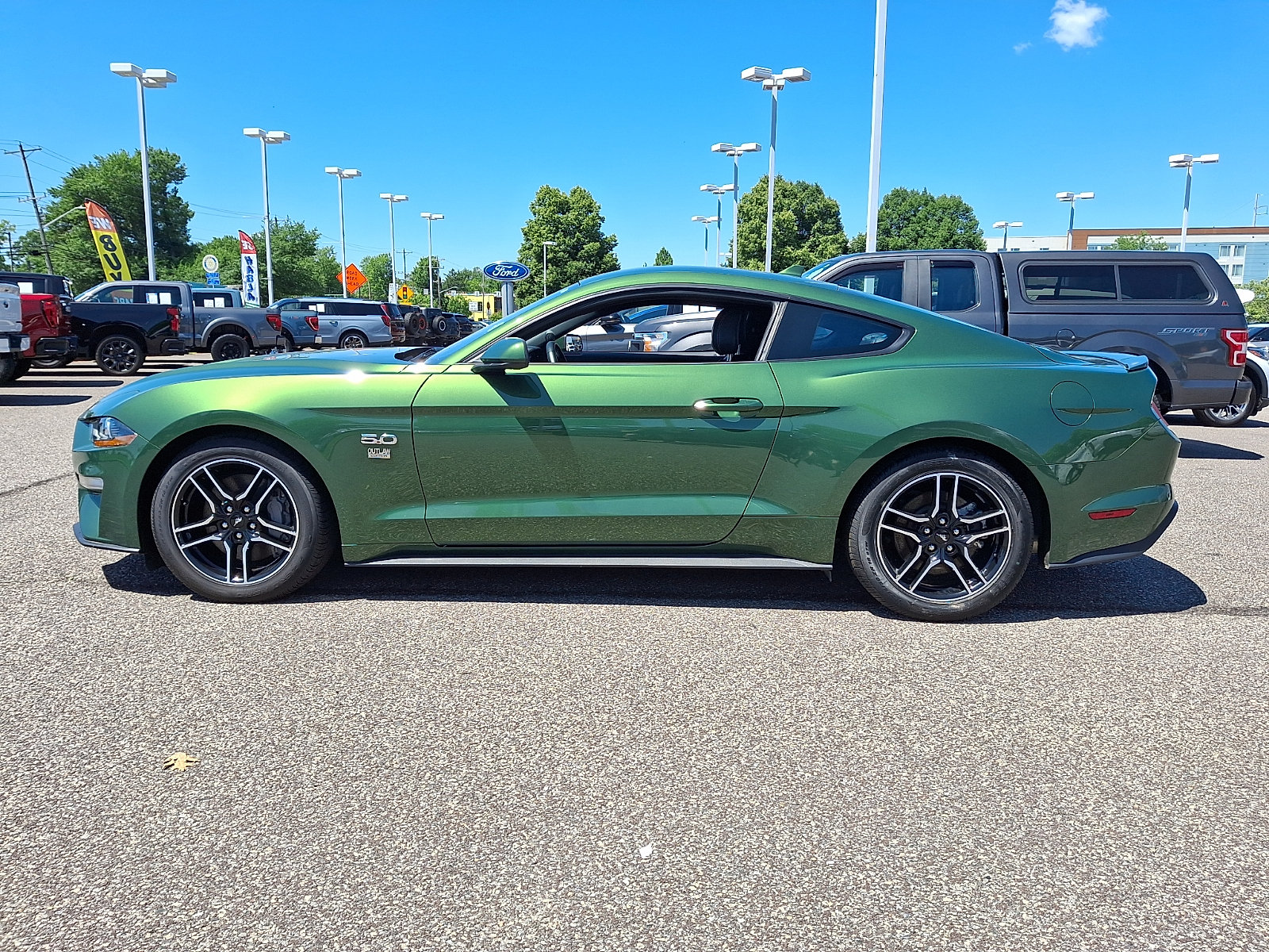 Certified 2022 Ford Mustang GT Premium RWD image 6