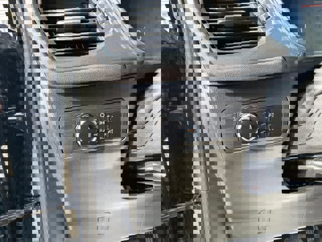 Certified 2025 Ford Escape Active image 21