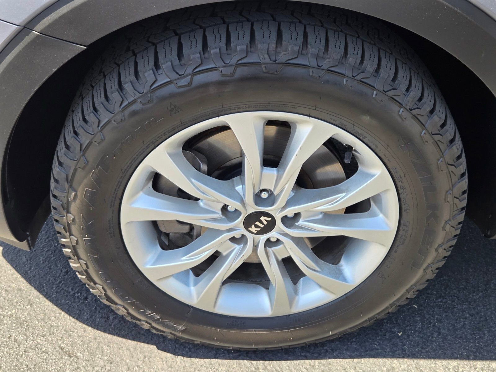 Used 2021 Kia Telluride LX AWD/4WD image 9