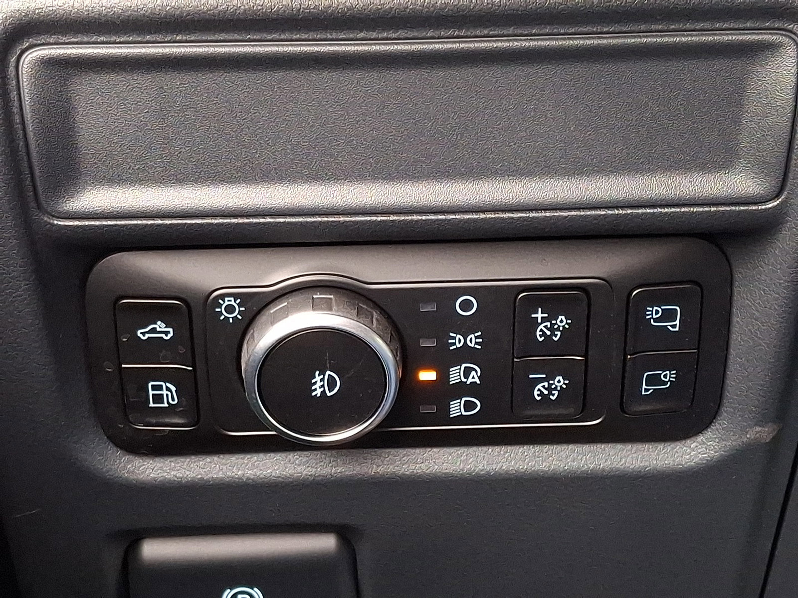 Certified 2025 Ford F150 XLT w/ Equipment Group 302A MID image 27