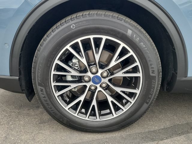 Certified 2023 Ford Escape SE w/ PHEV Premium Package FWD image 26