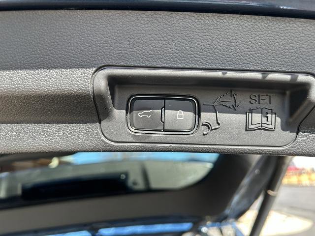 Certified 2020 Ford Explorer ST w/ Premium Technology Package image 23