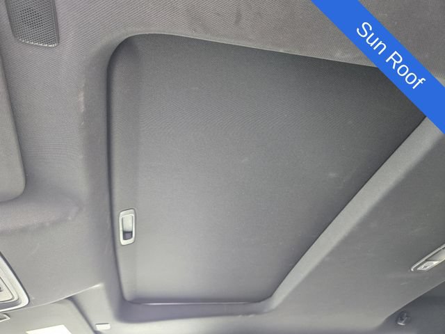Used 2019 Chevrolet Silverado 1500 High Country AWD/4WD image 23