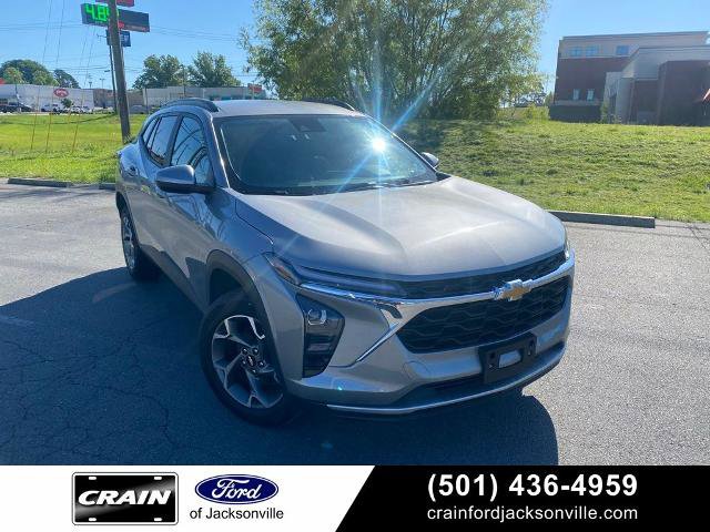 Used 2025 Chevrolet Trax LT w/ LT Convenience Package