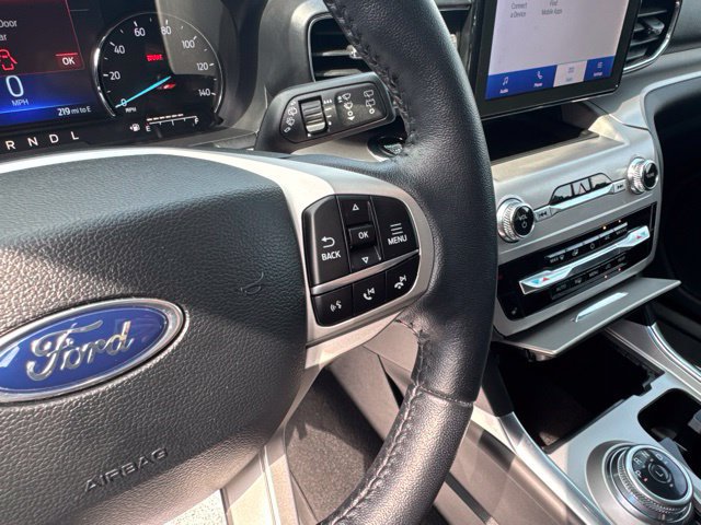 Certified 2023 Ford Explorer XLT w/ Equipment Group 202A AWD/4WD image 29