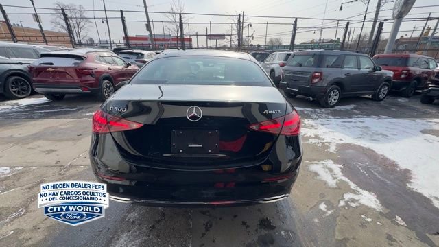 Used 2025 Mercedes-Benz C 300 4MATIC Sedan image 4