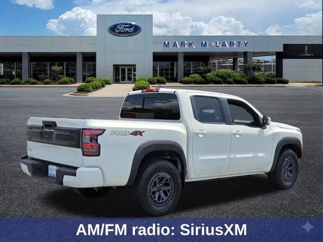 Used 2026 Nissan Frontier PRO-4X AWD/4WD image 5