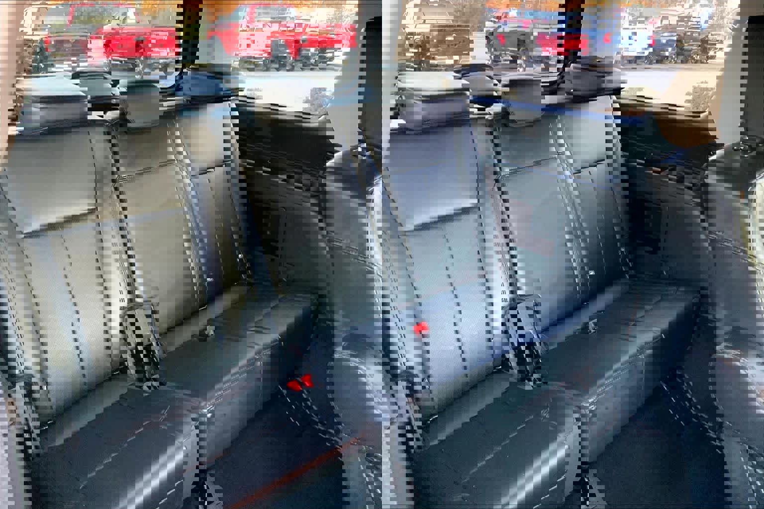 Certified 2024 Ford Expedition XLT image 18