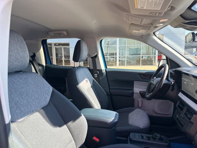 Certified 2025 Ford Maverick XLT w/ XLT Luxury Package image 9