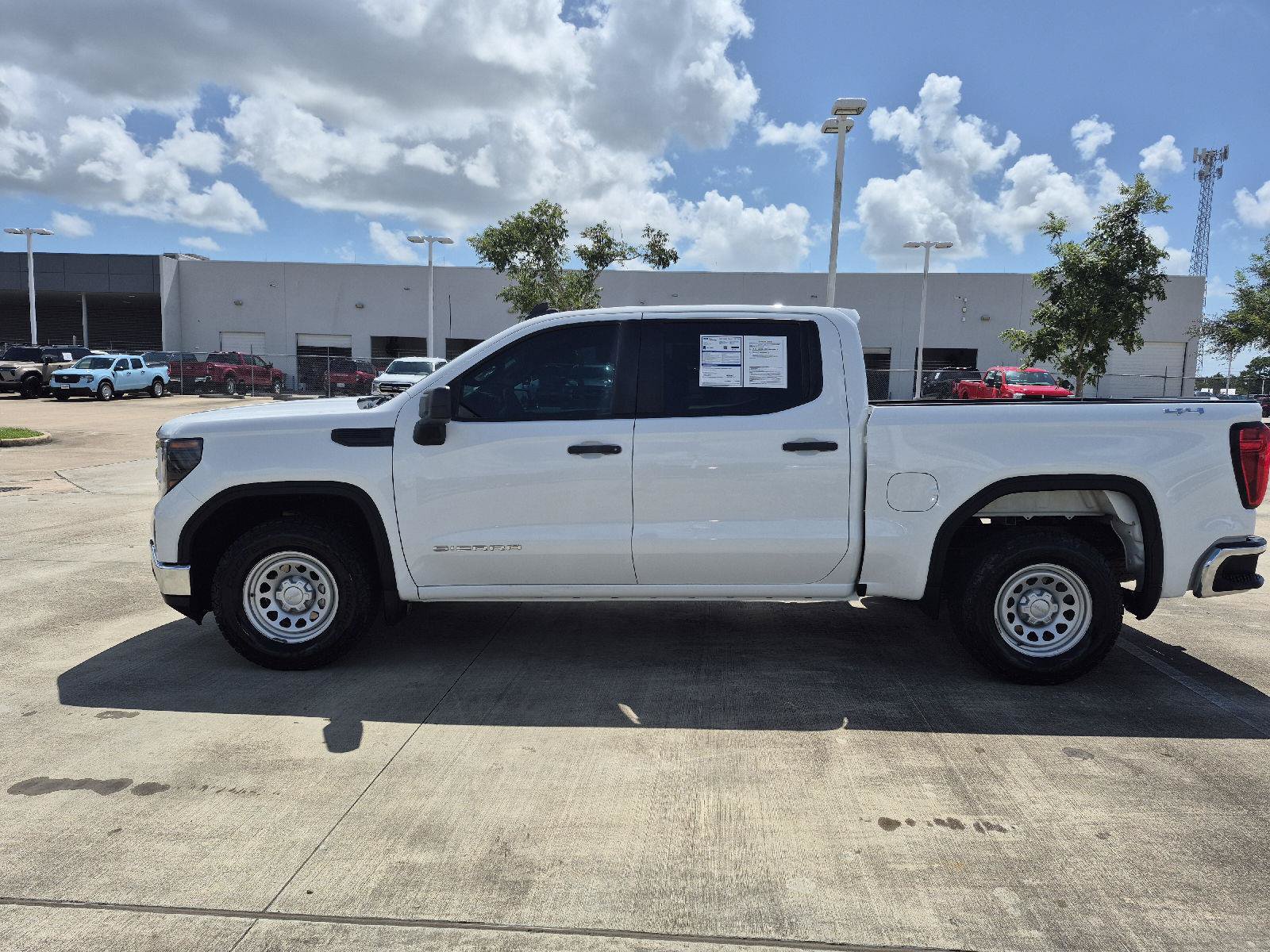 Used 2023 GMC Sierra 1500 Pro AWD/4WD image 17