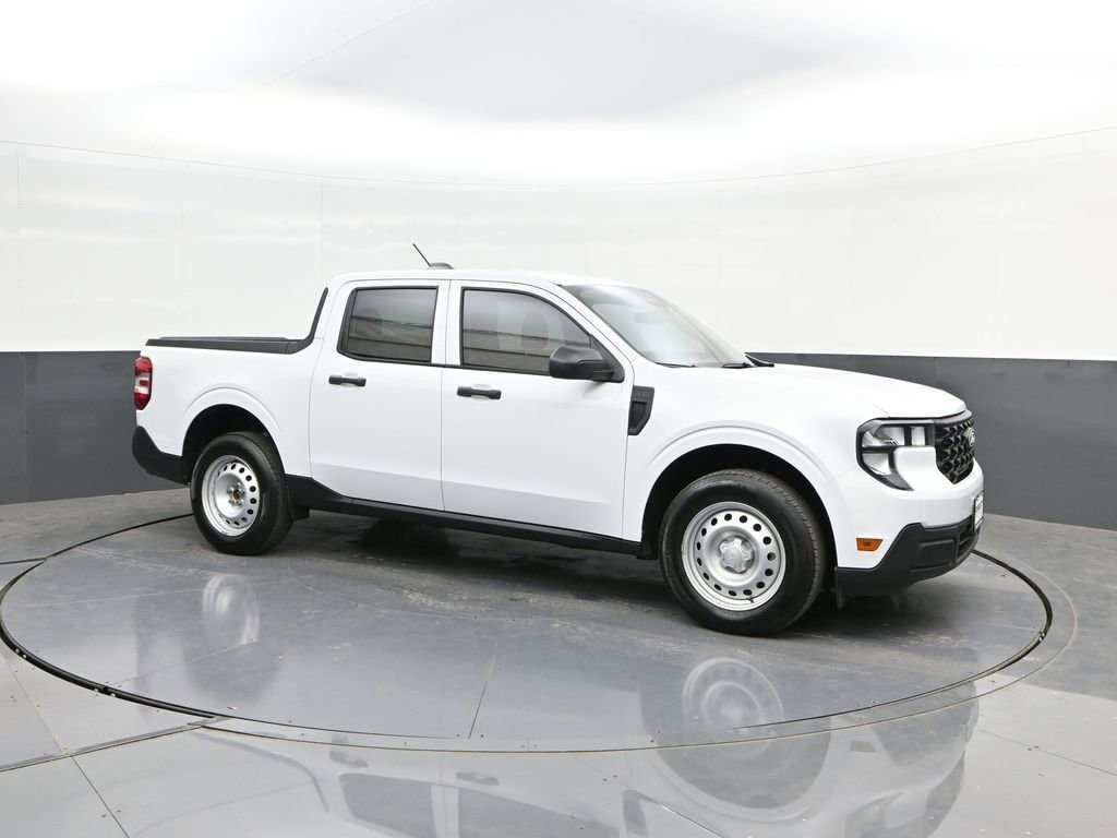 Certified 2025 Ford Maverick XL w/ Equipment Group 102A AWD/4WD image 17